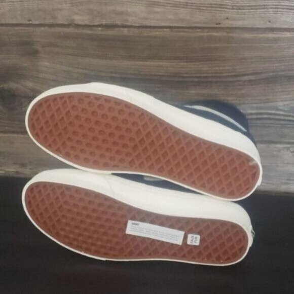 New Vans Sk8 Hi Cozy Hug Faux Fur Sherpa Navy Blue High Top Sneakers - Picture 9 of 10